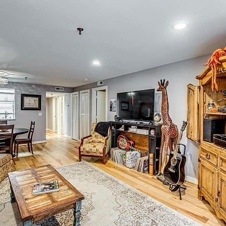 The Frequent Flyer Apartment Уинстън-Сейлъм Екстериор снимка