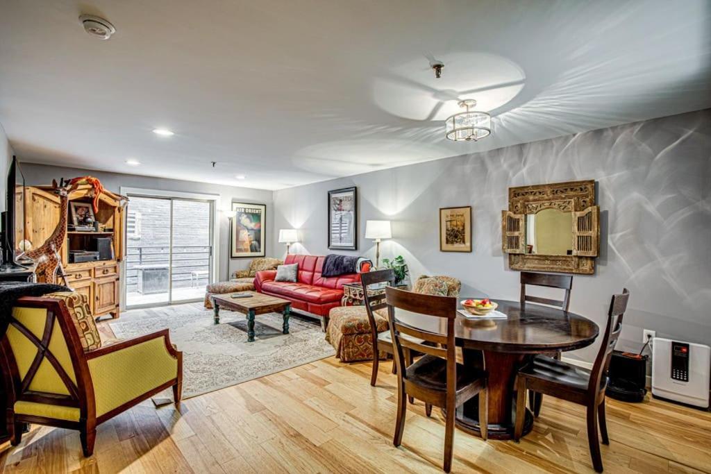 The Frequent Flyer Apartment Уинстън-Сейлъм Екстериор снимка